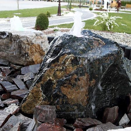 Zajazd Cobra Ostrów Mazowiecka Exteriér fotografie